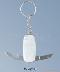 平陽(yáng)縣美羅日用品廠 專業(yè)指甲修護(hù)產(chǎn)品與日用百貨精選